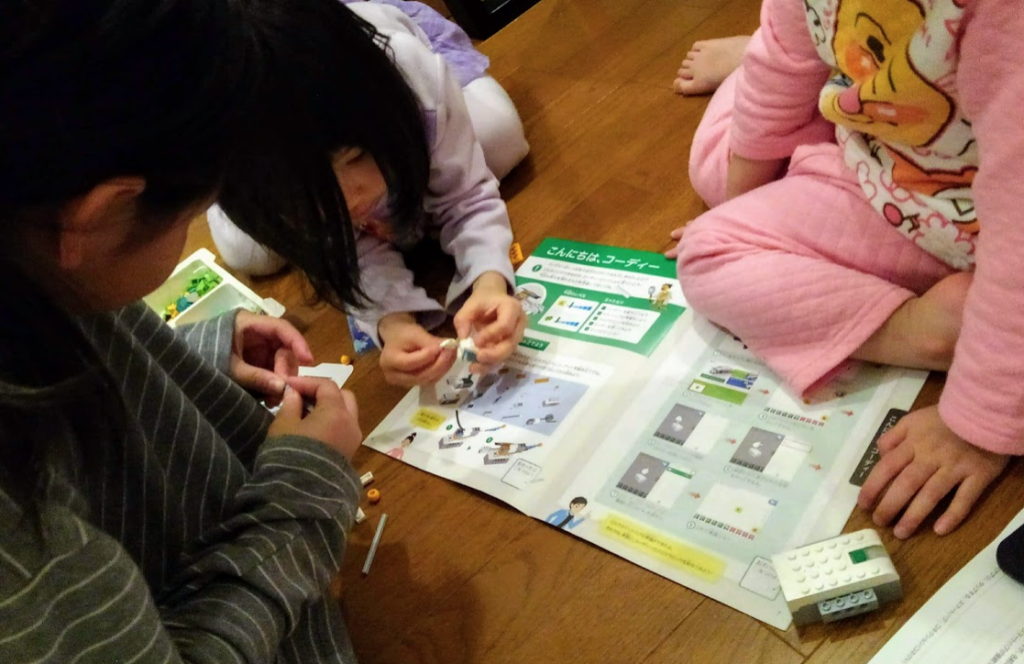 はじめての レゴwedo 2 0 Lego Education レポート 3歳 6歳 9歳女の子それぞれのリアルな反応は ゆきらぼ